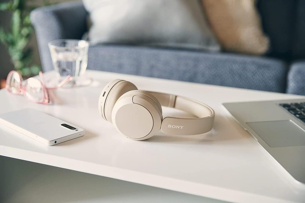 Sony WH-CH520 Wireless Headphones, 50 hours battery life, Clearer hands-free calling, Multipoint Connection, On-ear style, Cream, UAE Model